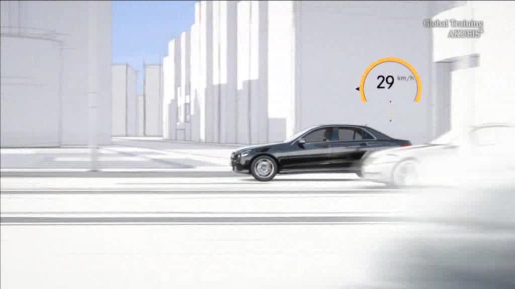 新款奔驰E级车（W212）主动式盲点辅助系统
