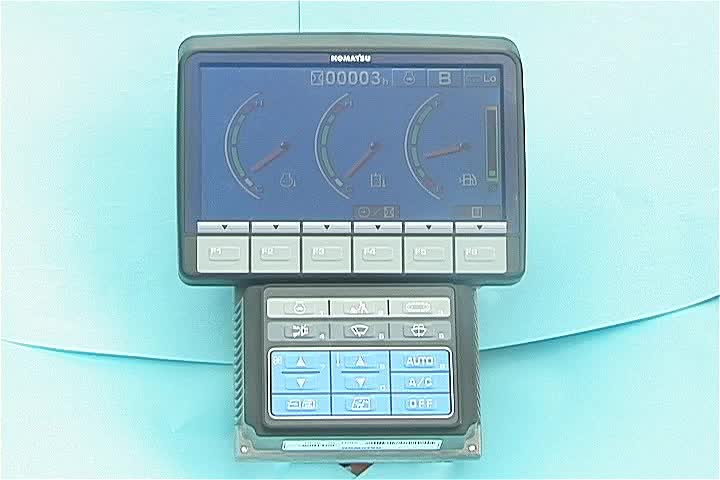 PC200-8检控面版使用录象_e17